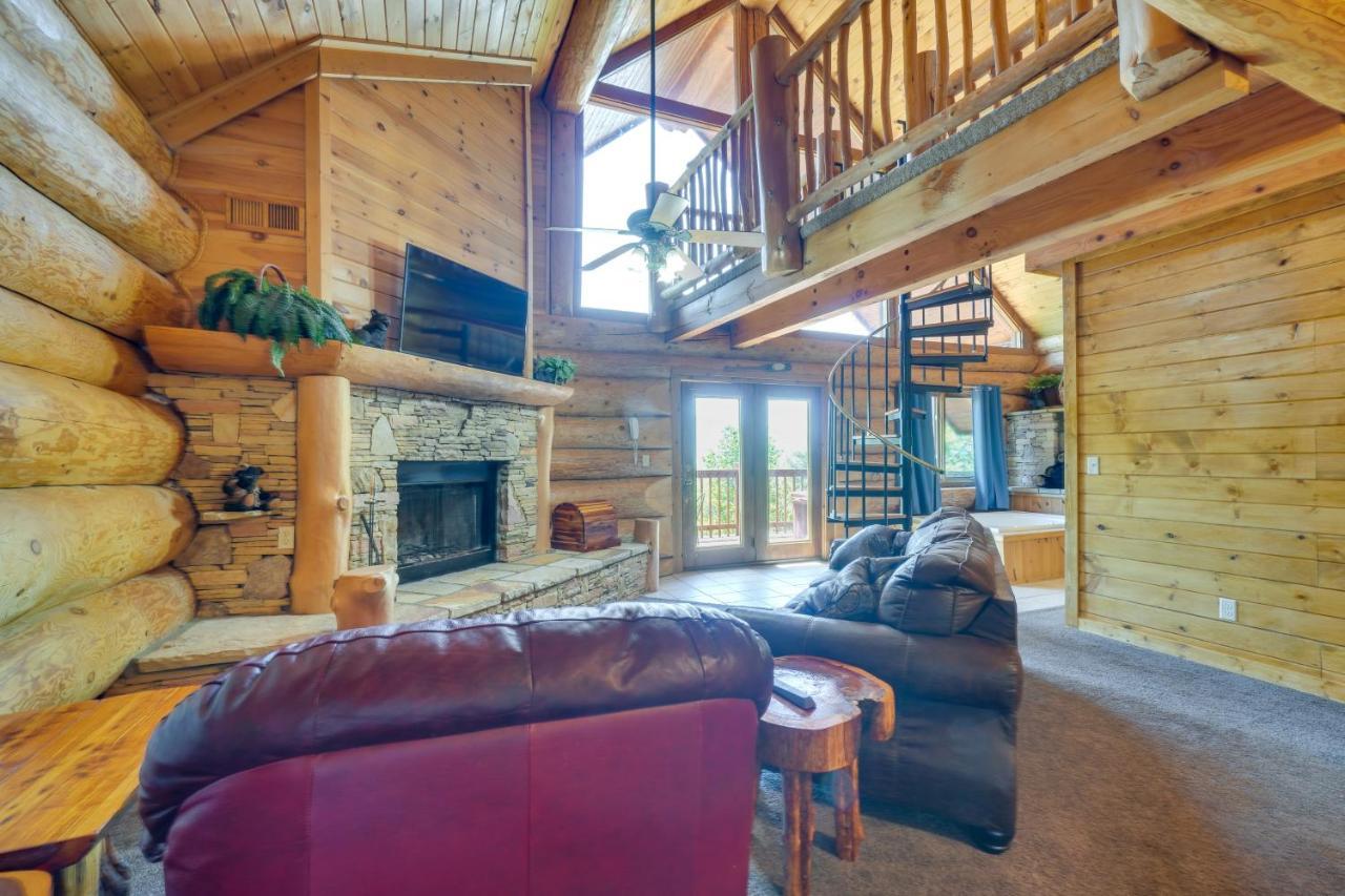 Smoky Mountain Vacation Rental Cabin With Hot Tub! جاتلينبرج المظهر الخارجي الصورة