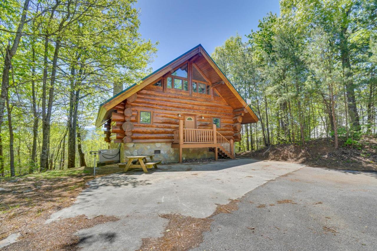 Smoky Mountain Vacation Rental Cabin With Hot Tub! جاتلينبرج المظهر الخارجي الصورة